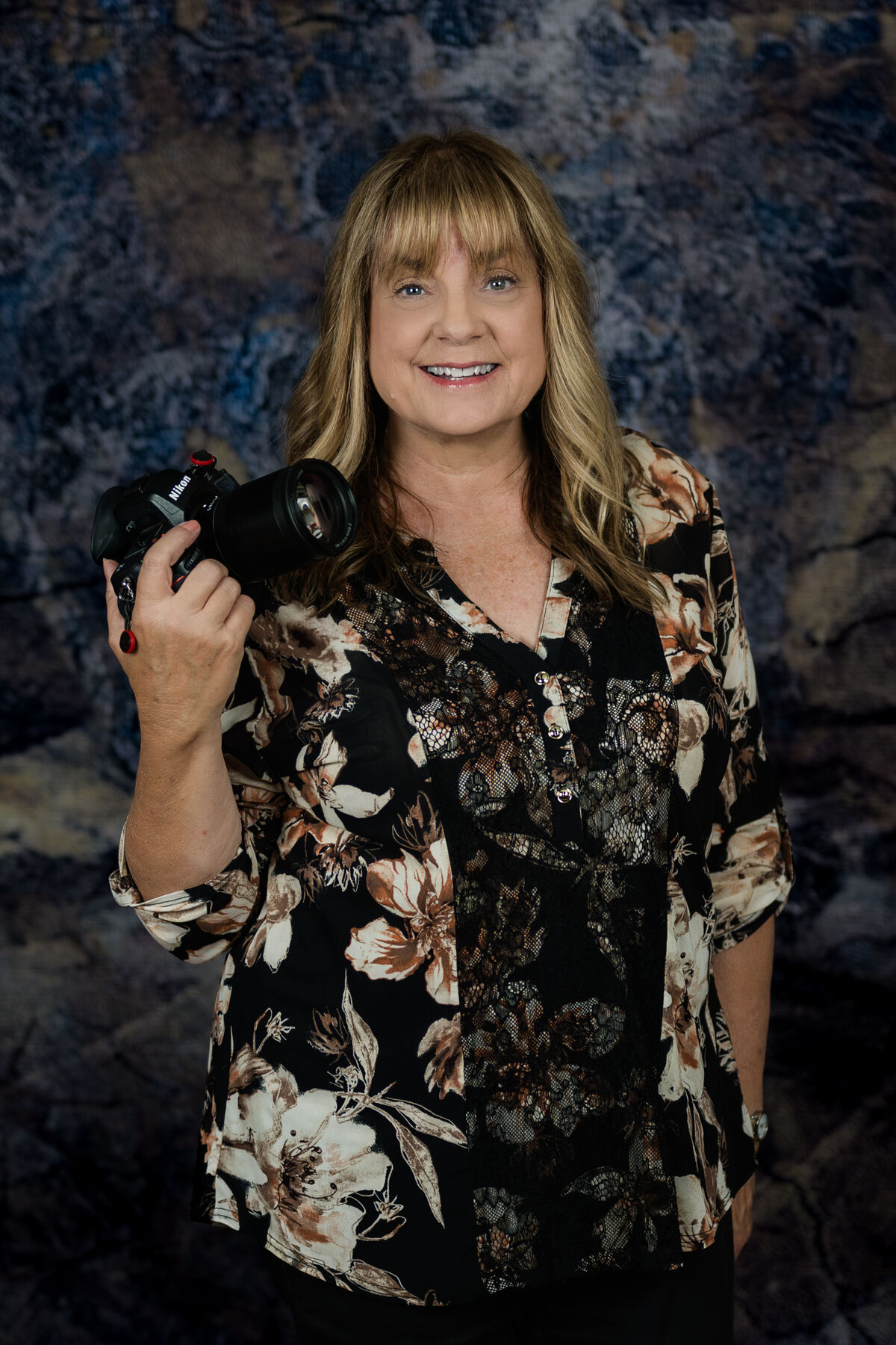 Lori Phillips portrait — Southern California wedding and portrait photographer